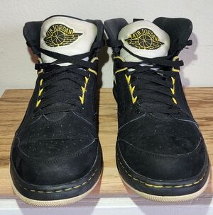 Air Jordan Sixty Club Black/yellow Taxi 353790-050 Mens Sz 11